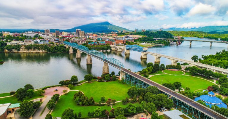 Elevate Your Lifestyle: The 5 Irresistible Charms of Luxury Real Estate in Chattanooga
