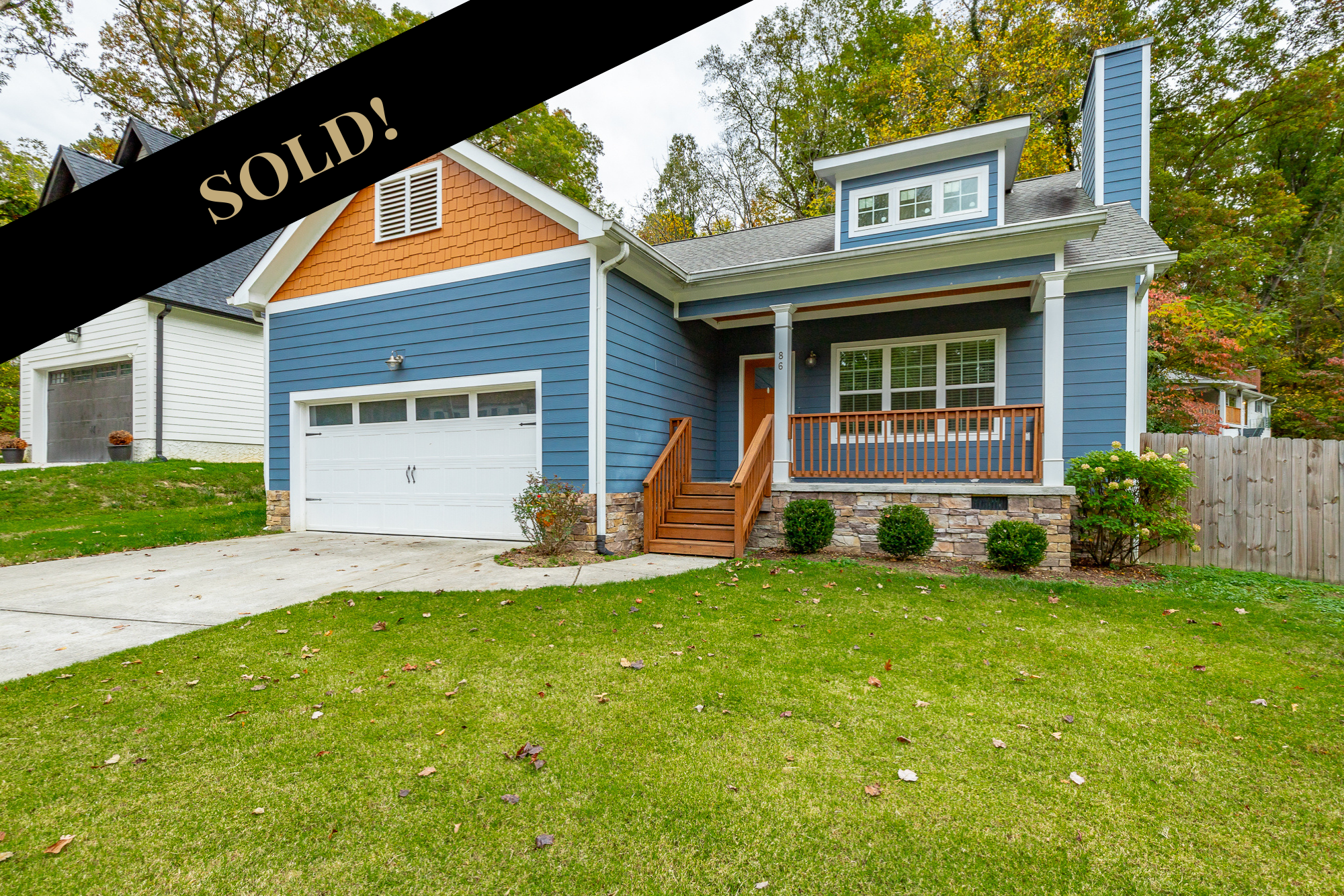Sold Front of 86 Goodson Ave a home for sale in Chattanooga's Red Bank area, blue siding with front porch